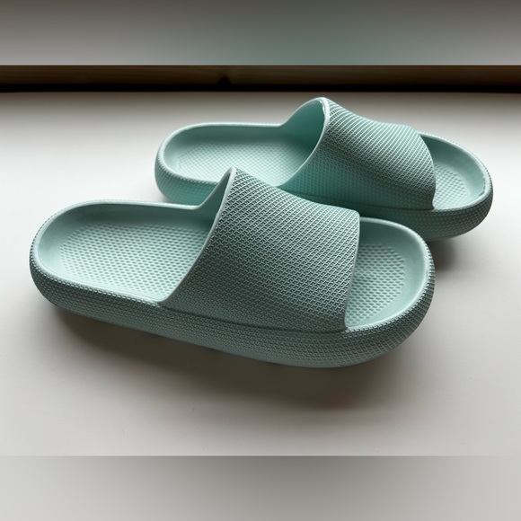 Walmart Sandals - Picture 1 of 3